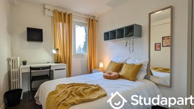 Chambre - 9 m² - 1 pièce