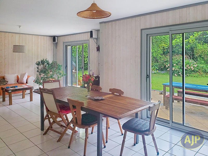 Maison - 173 m² - 7 pièces