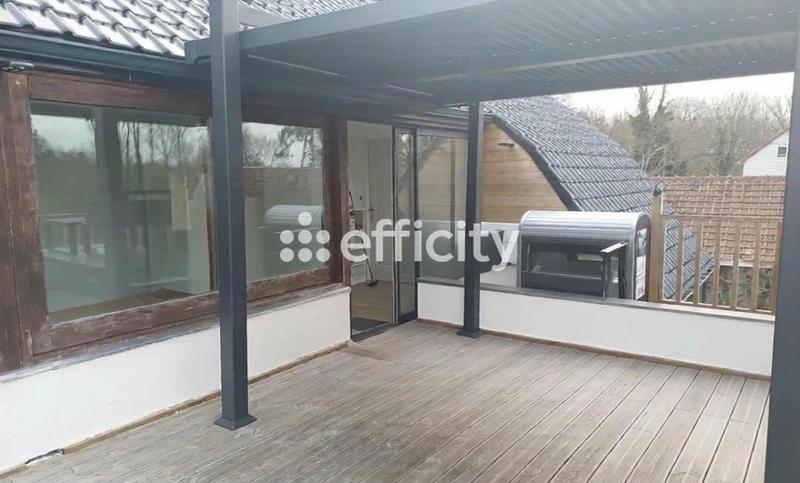 Pavillon - 250 m² - 10 pièces