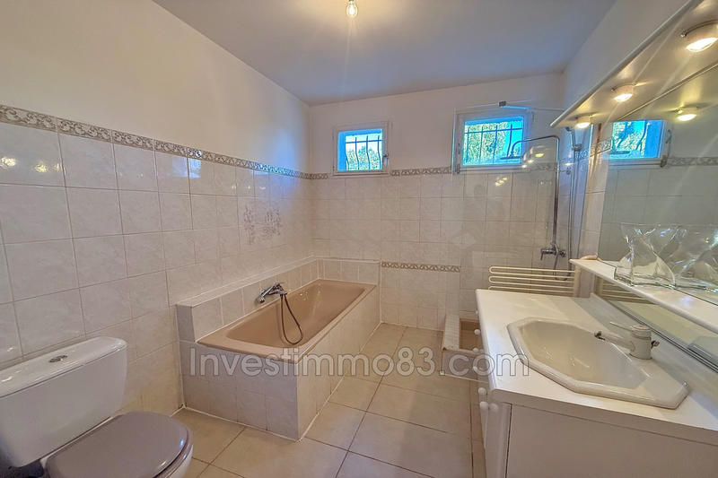 Villa - 230 m² - 7 pièces