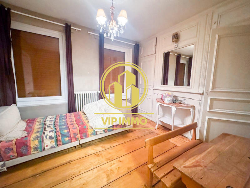 Maison - 180 m² - 6 pièces