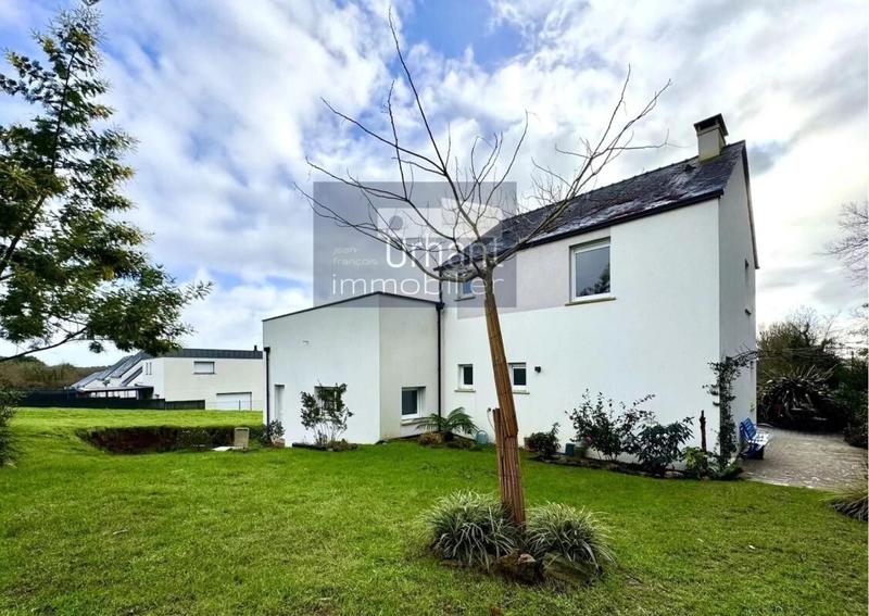 Maison - 111 m² - 5 pièces