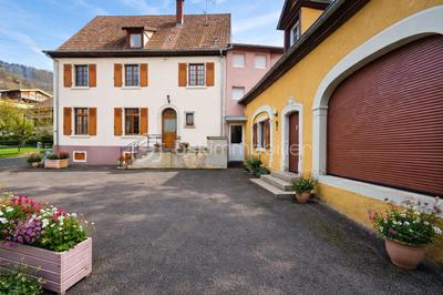 Maison - 309 m² - 17 pièces