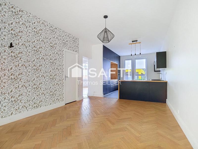 Maison - 297 m² - 14 pièces