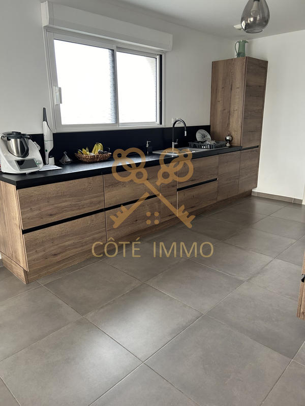 Maison - 145 m² - 6 pièces