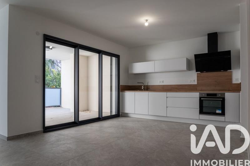 Appartement - 97 m² - 3 pièces