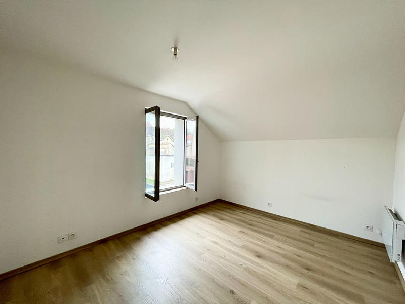 Maison de village - 95 m² - 4 pièces