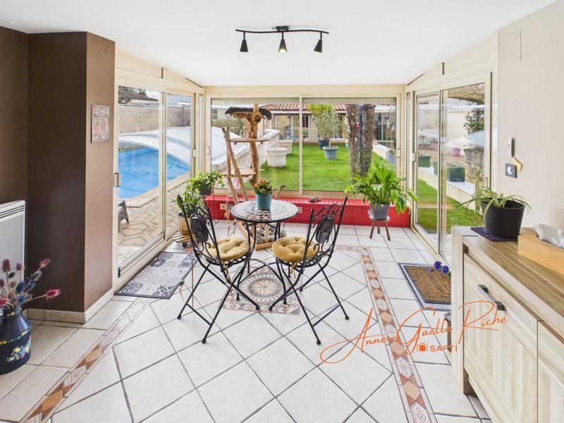 Maison - 104 m² - 5 pièces