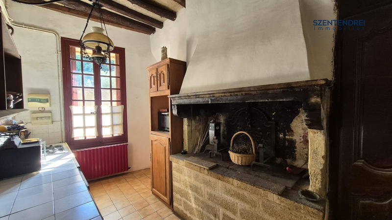 Maison ancienne - 203 m² - 8 pièces