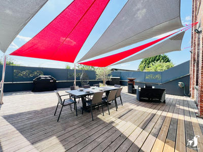 Maison - 300 m² - 8 pièces