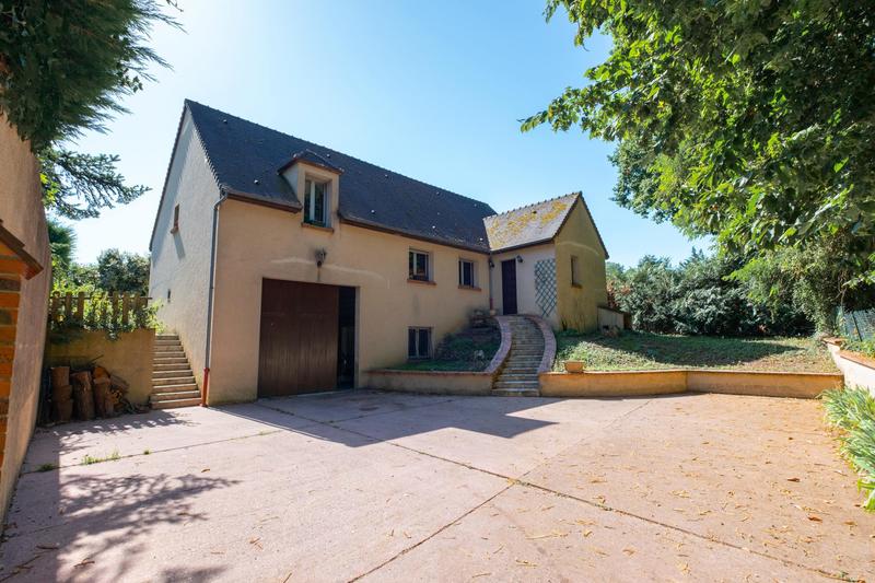 Maison - 140 m² - 7 pièces