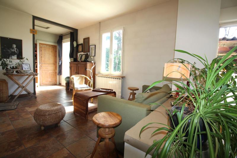 Propriété - 111 m² - 6 pièces