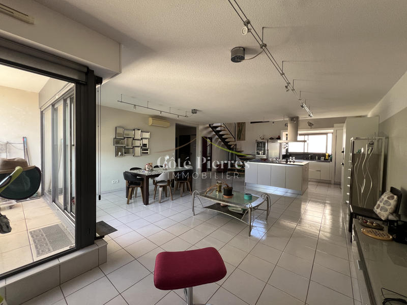 Appartement - 122 m² - 4 pièces