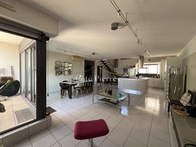 Appartement - 122 m² - 4 pièces