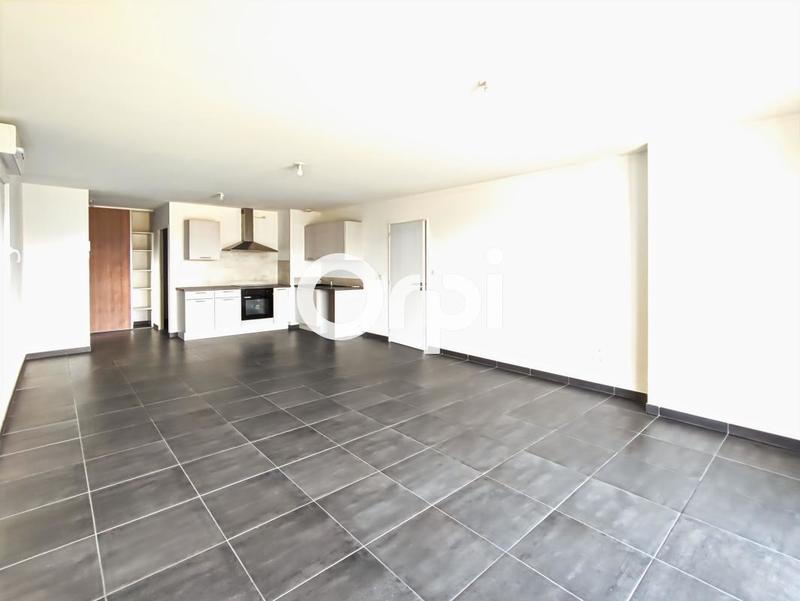 Appartement - 90 m² - 4 pièces