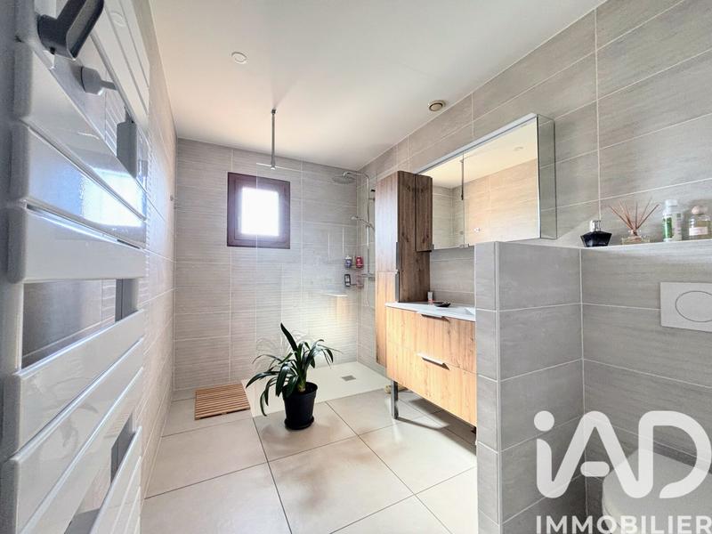 Maison - 143 m² - 7 pièces