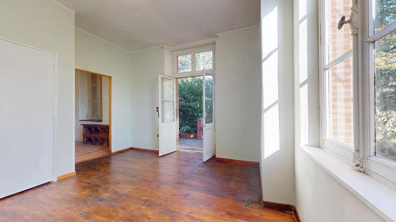 Maison - 202 m² - 7 pièces