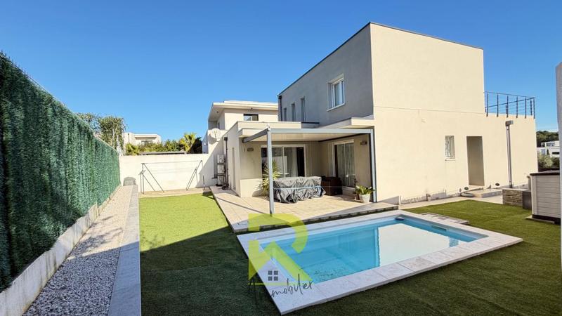 Maison - 138 m² - 5 pièces