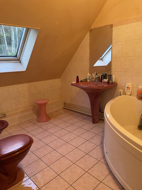 Demeure - 151 m² - 9 pièces