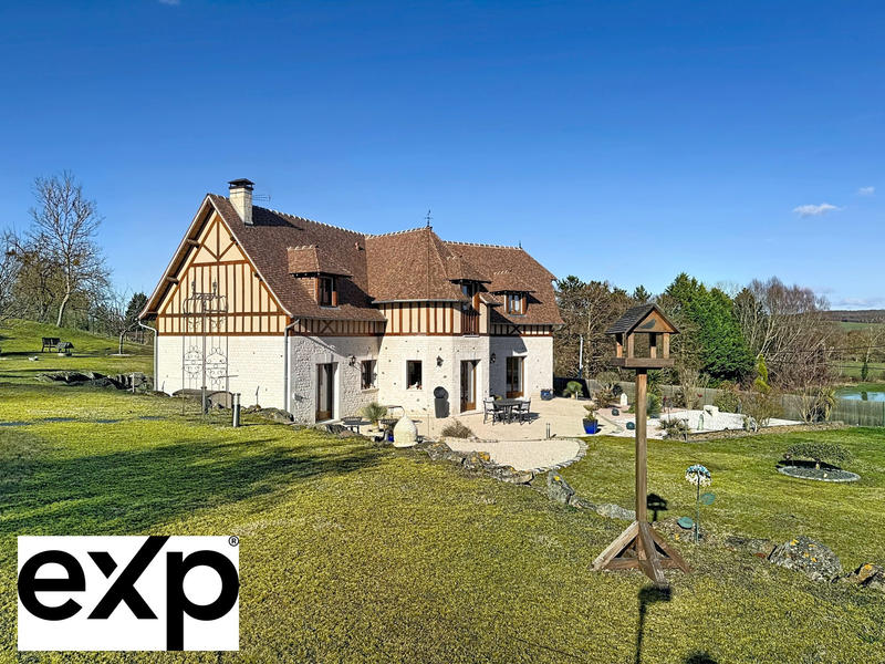 Maison - 267 m² - 8 pièces