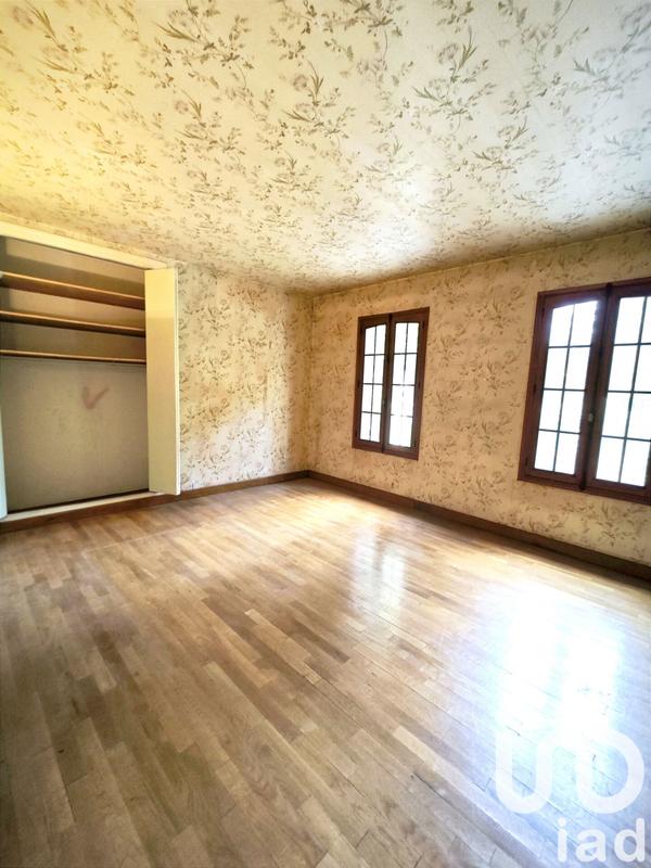 Maison - 210 m² - 7 pièces