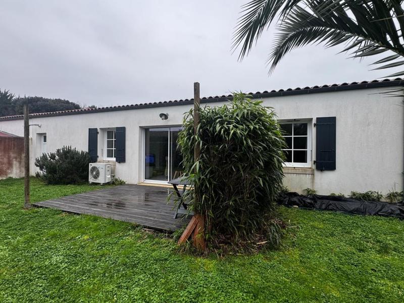 Maison traditionnelle - 70 m² - 4 pièces