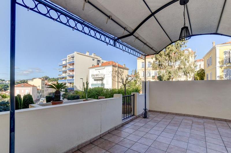 Appartement - 139 m² - 5 pièces