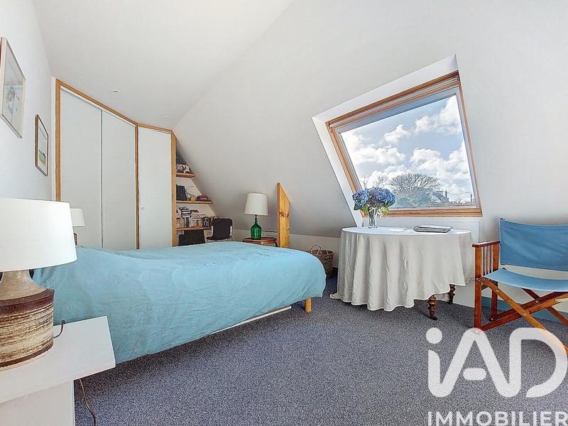 Maison - 256 m² - 7 pièces