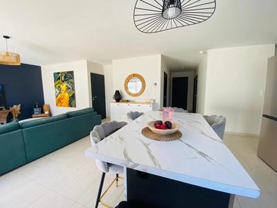 Maison - 91 m² - 4 pièces