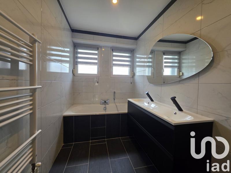 Maison de ville - 147 m² - 7 pièces