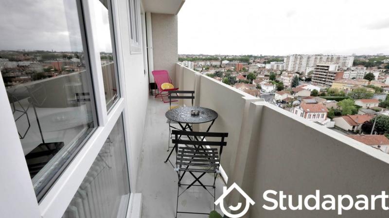 Chambre - 10 m² - 1 pièce