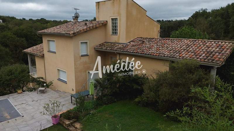 Villa - 166 m² - 5 pièces