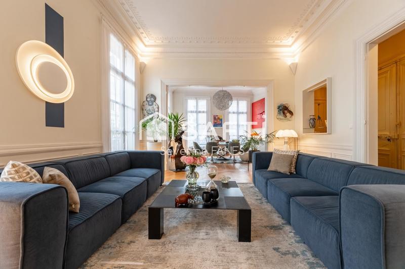 Appartement - 122 m² - 5 pièces