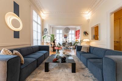 Appartement - 122 m² - 5 pièces