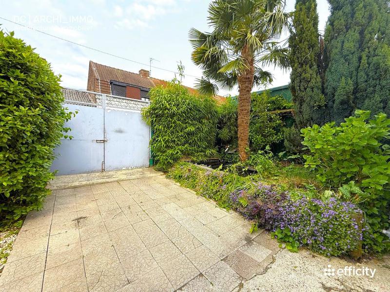 Maison - 345 m² - 6 pièces