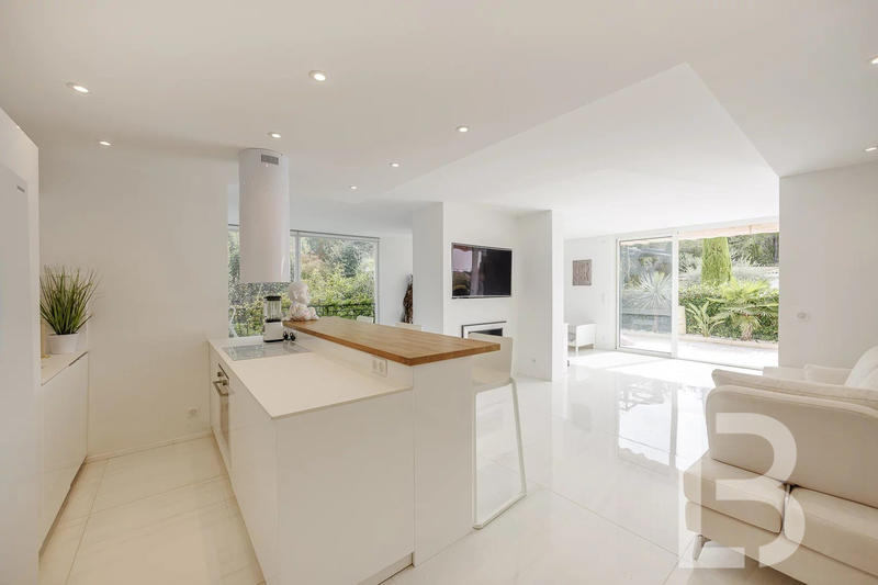 Appartement - 116 m² - 4 pièces