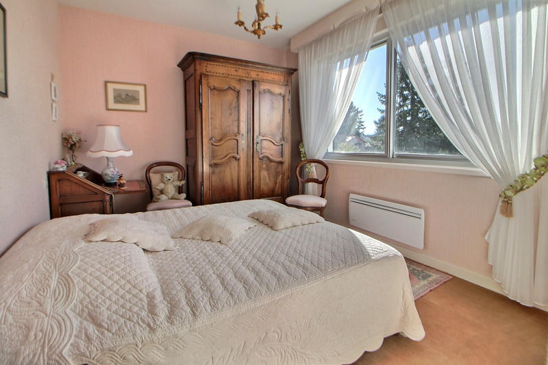 Appartement - 98 m² - 4 pièces