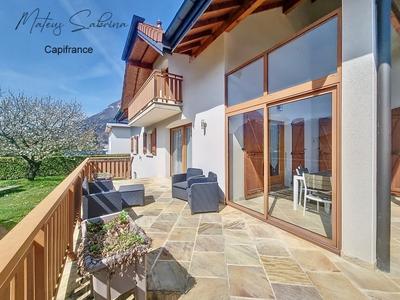 Maison - 179 m² - 6 pièces