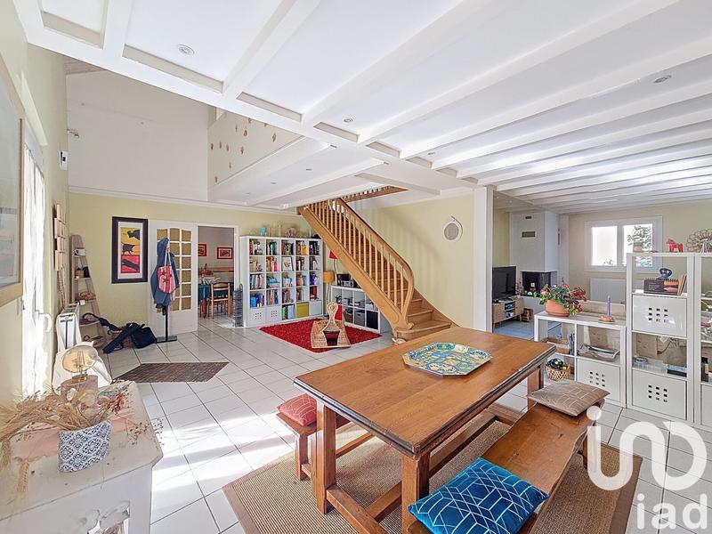 Maison - 166 m² - 5 pièces