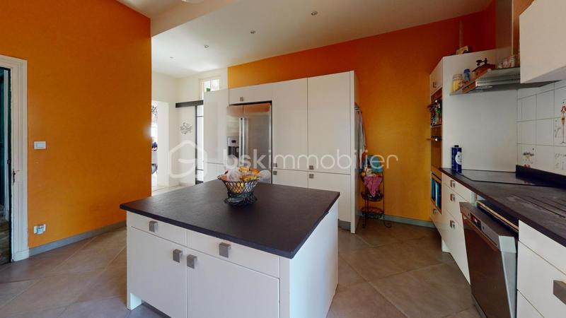 Château - 770 m² - 15 pièces