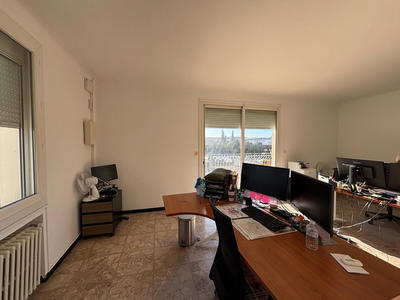 Bureau - 204 m²