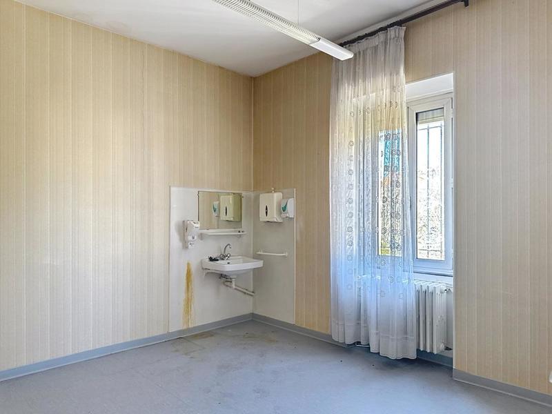 Maison de ville - 228 m² - 8 pièces