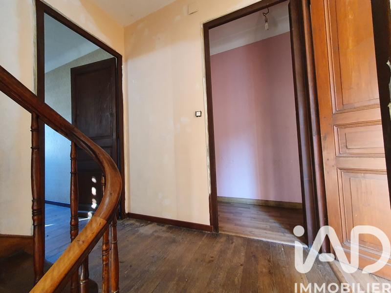 Maison - 172 m² - 9 pièces