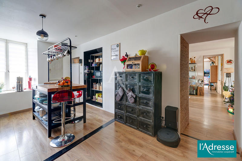 Maison - 186 m² - 7 pièces