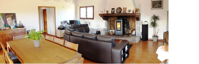 Maison - 235 m² - 10 pièces