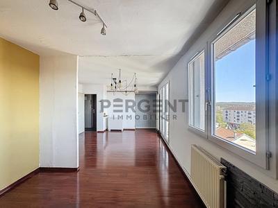 Appartement - 75 m² - 4 pièces