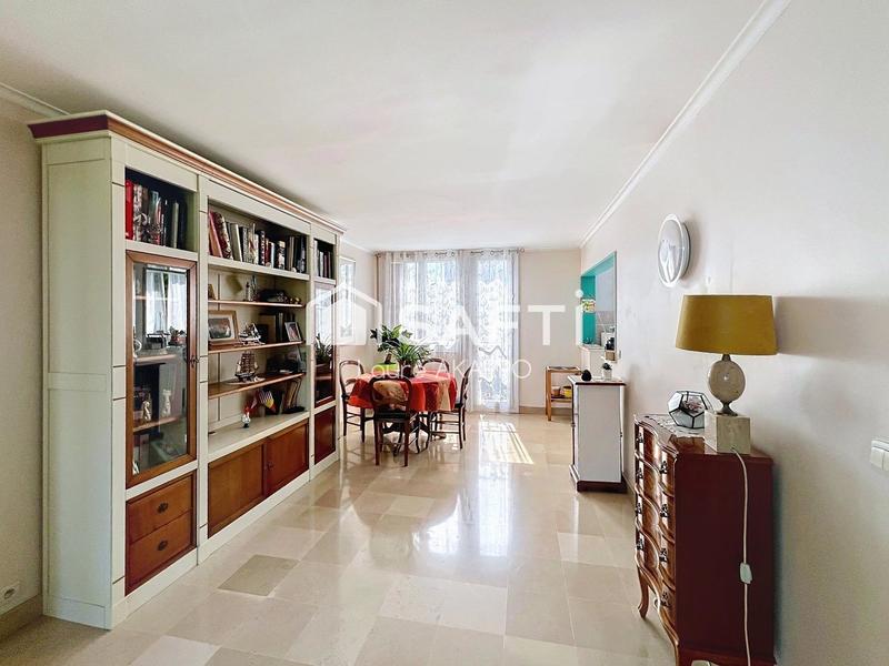 Appartement - 75 m² - 4 pièces