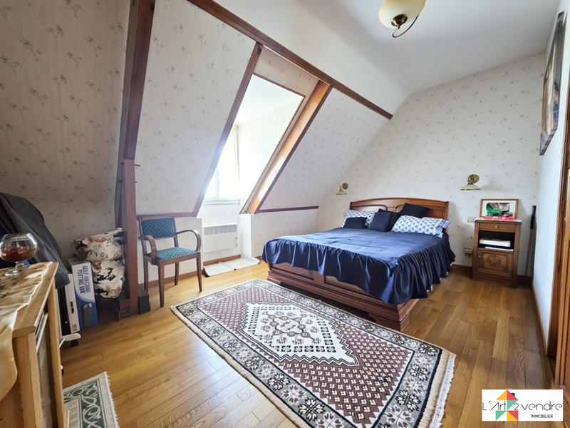 Maison - 133 m² - 7 pièces