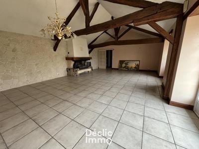 Maison - 135 m² - 6 pièces