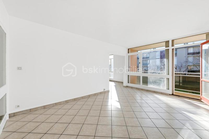 Appartement - 76 m² - 4 pièces